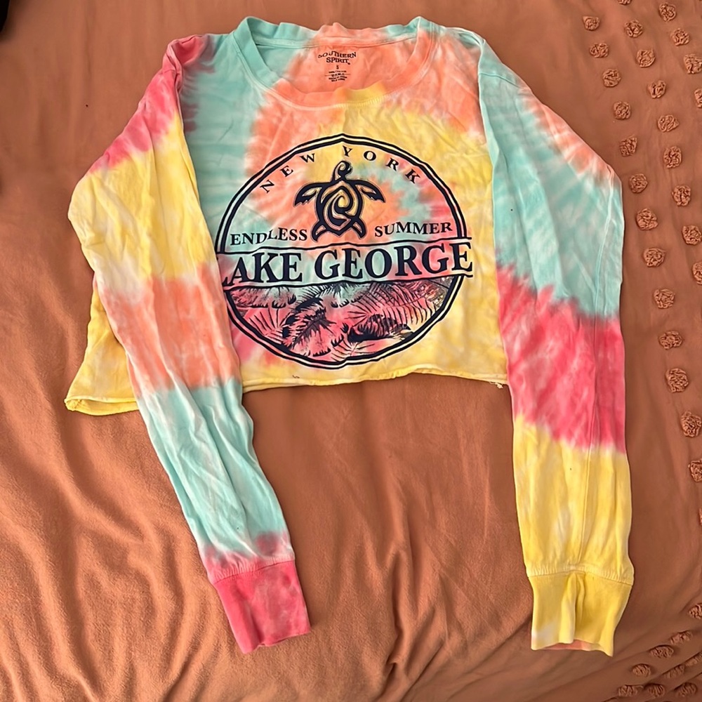 Lake George long sleeve crop top
